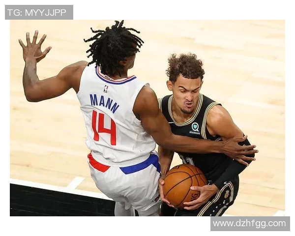 特雷杨引领新时代篮球风潮展现超凡技术与领袖魅力